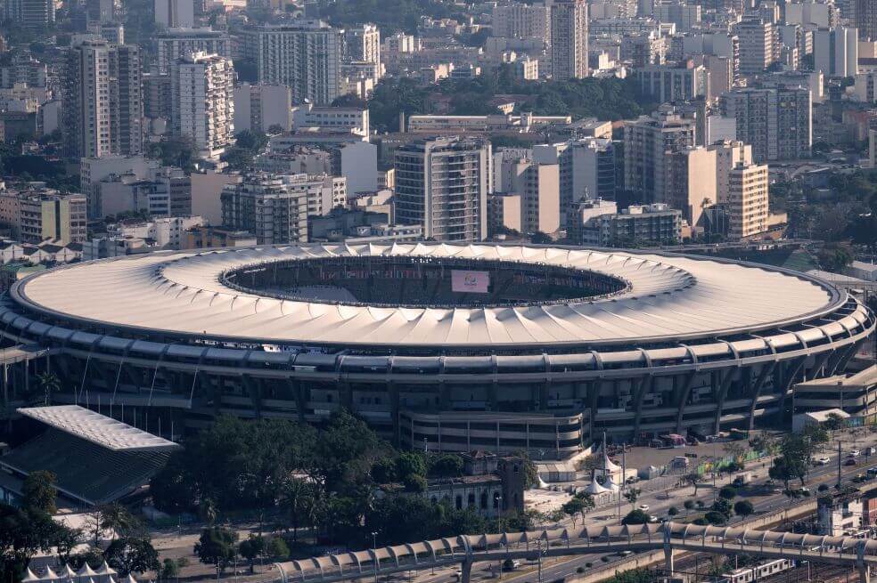 Suspenden todas las competiciones locales de fútbol en Brasil