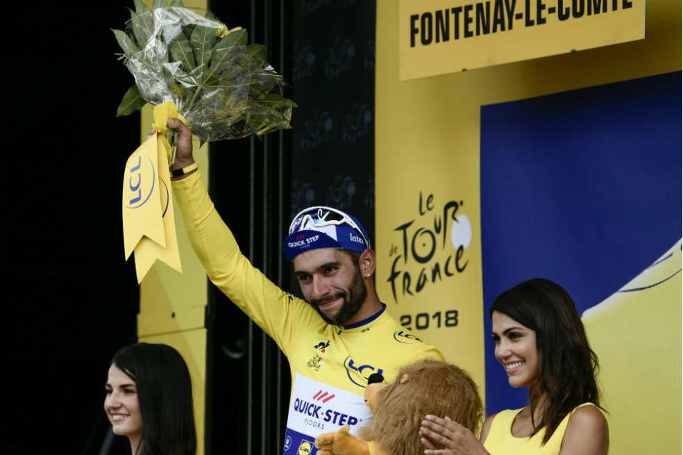 Fernando Gaviria ganó la primera etapa y se convirtió en el líder del Tour de Francia 2018