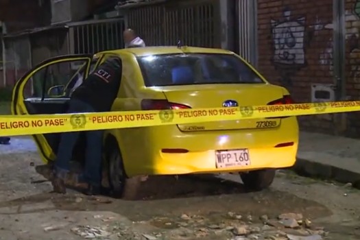 Asesinan a mujer en Puente Aranda: murió en un taxi de camino al hospital