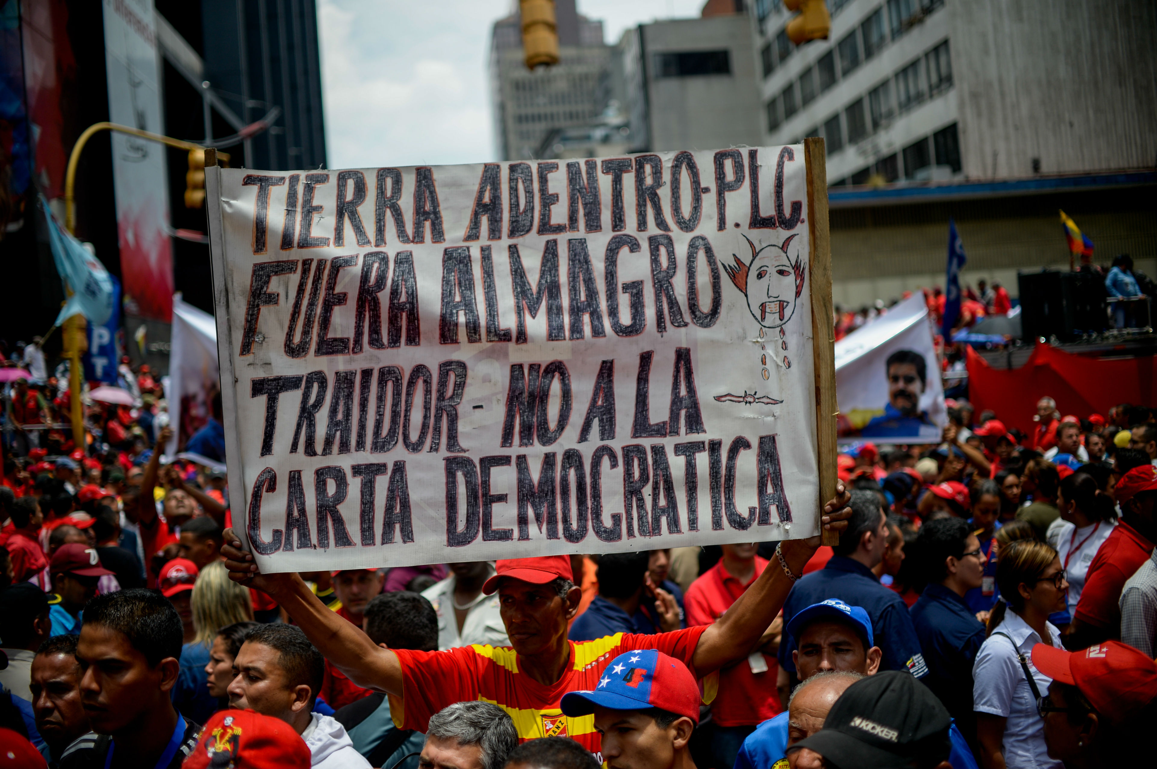 Bajo protesta de Venezuela, la OEA desmenuza su crisis
