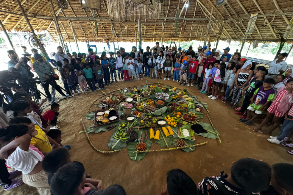 La comunidad del Amazonas que evita la desnutrición mientras restaura la selva.