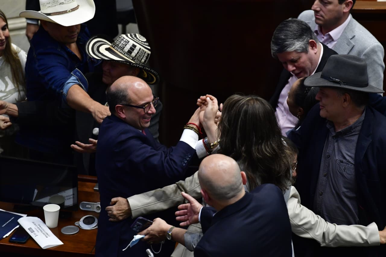 Carlos Camargo fue elegido en el Congreso como magistrado de la Corte Constitucional.