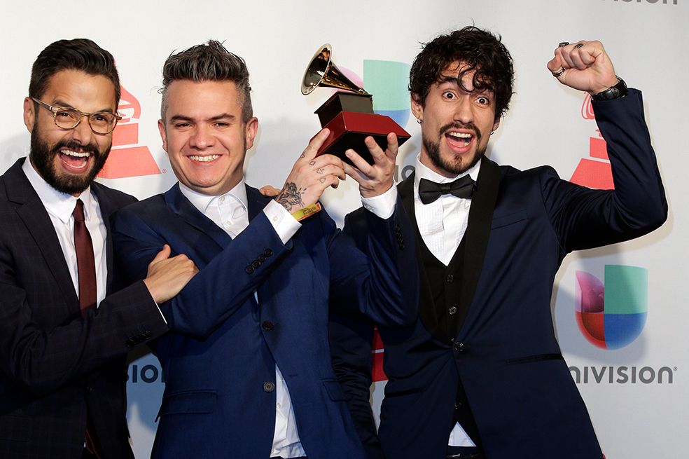 Diamante Eléctrico, Celedón y Alex Campos, primeros colombianos en ganar el Grammy Latino 2017