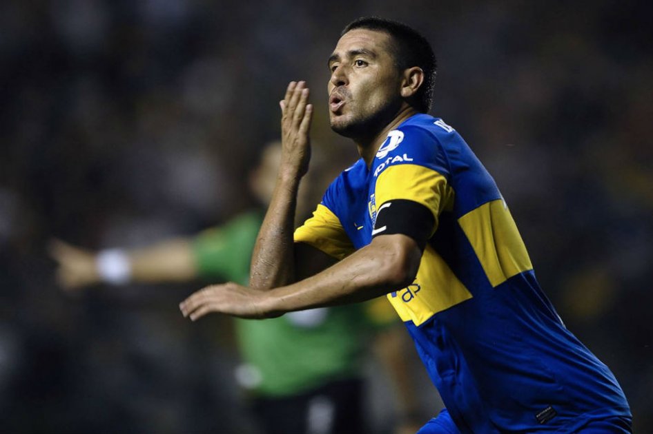 Borghi quiere a Riquelme en Liga de Quito