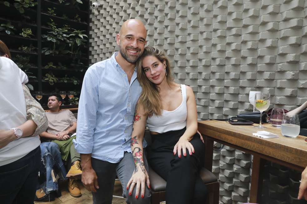 Ellos son los adorables hijos de Manuela González de ‘Tía Alison’. Así se ven hoy