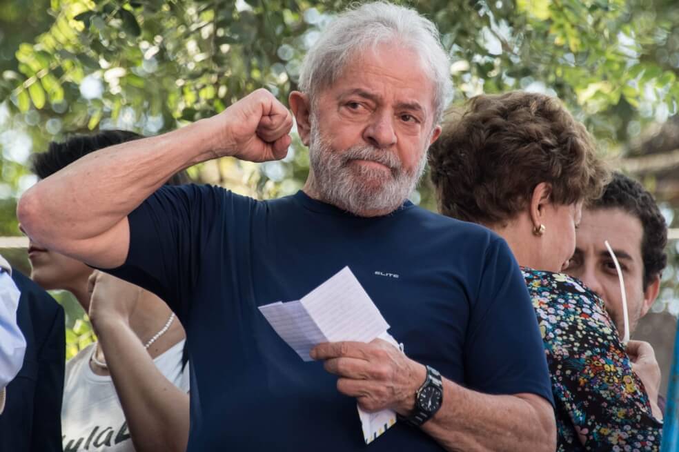 Justicia brasileña reduce condena a Lula y podría salir de la cárcel este año