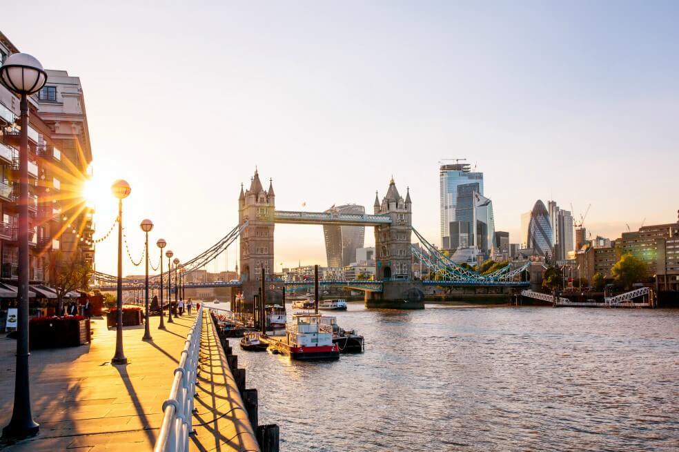 Opciones para viajar por el mundo sin salir de casa