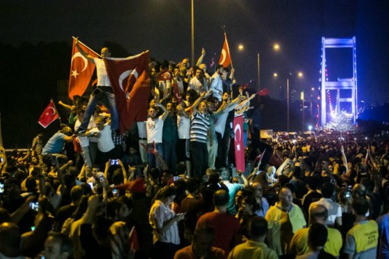 EE.UU. pide al Gobierno de Turquía actuar con contención y debido proceso