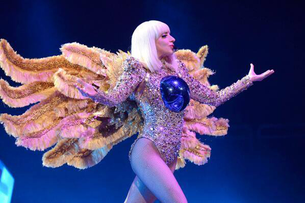Gira «artRave»  de Lady Gaga