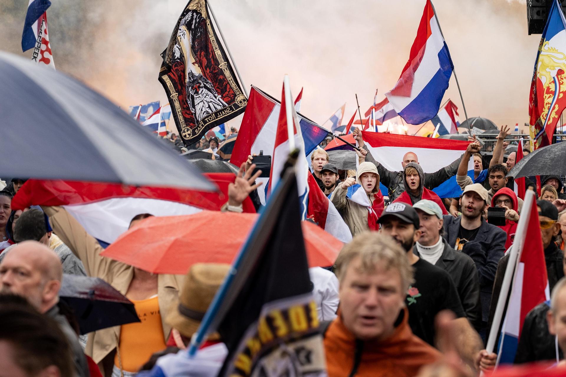 Disturbios en marchas contra la inmigración en Países Bajos