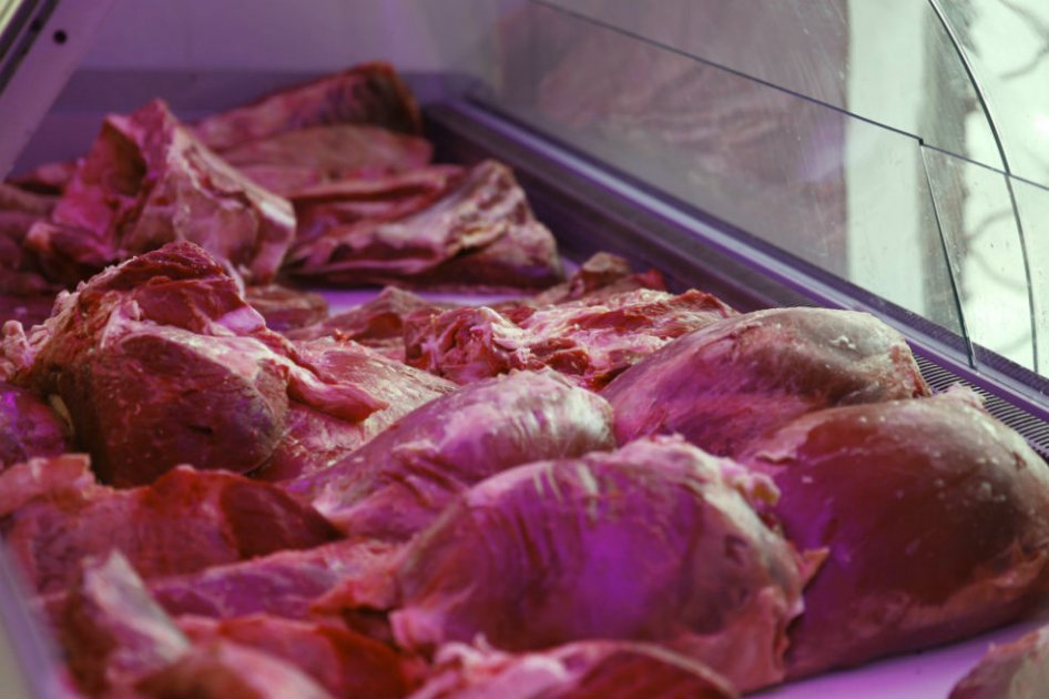Experto de OMS pide no comparar el riesgo de carne procesada con el tabaco