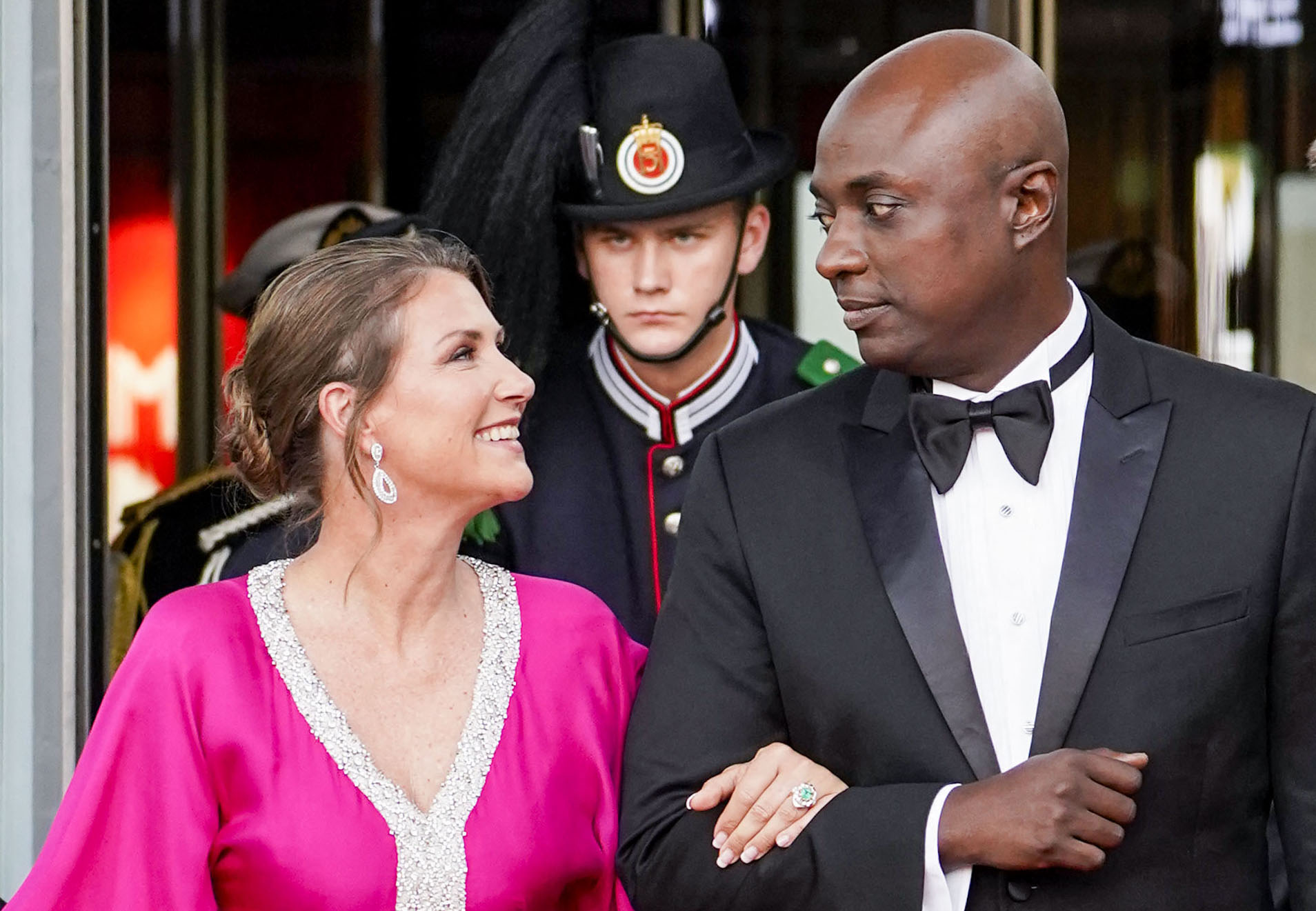 Esposo de princesa Marta Luisa critica en documental recibimiento de familia real noruega