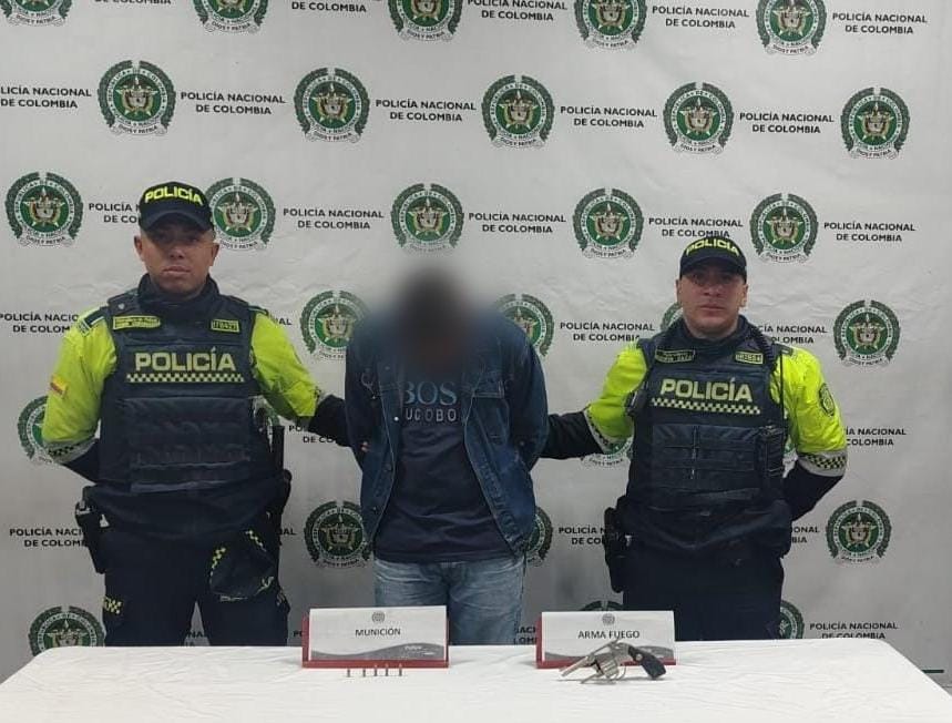 Recluso con casa por cárcel fue capturado portando un revolver en Ciudad Bolívar