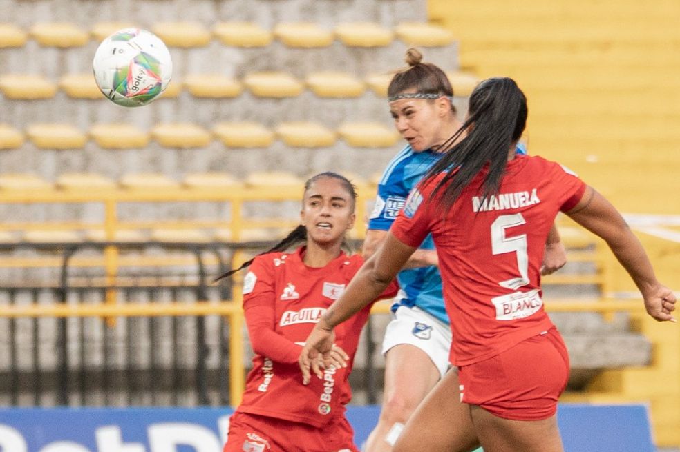 Lesly Olivares firmó el 2-2 definitivo entre Millonarios y América.