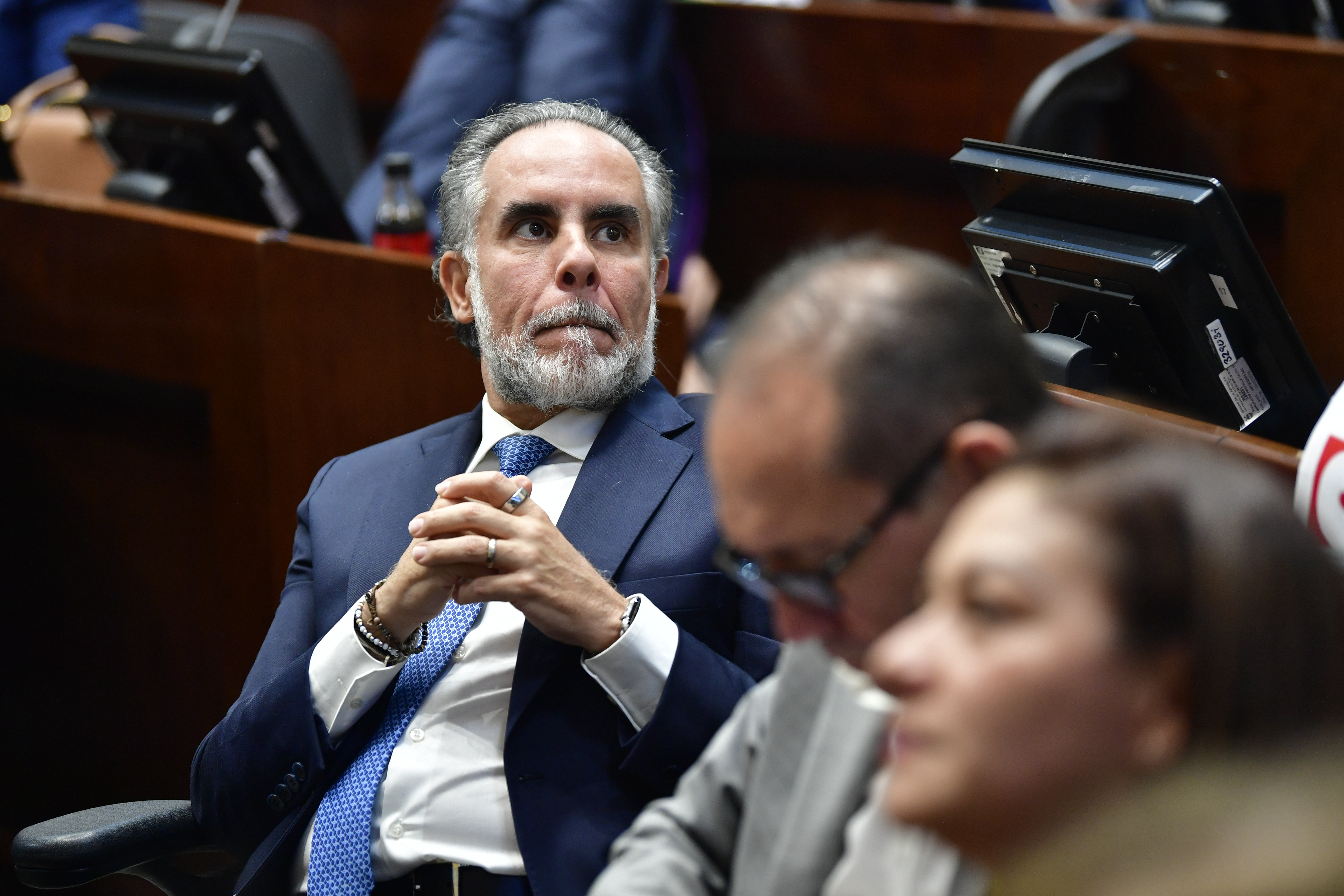 Ministro del interior durante el debate de la reforma laboral en el Senado (Congreso de la República)