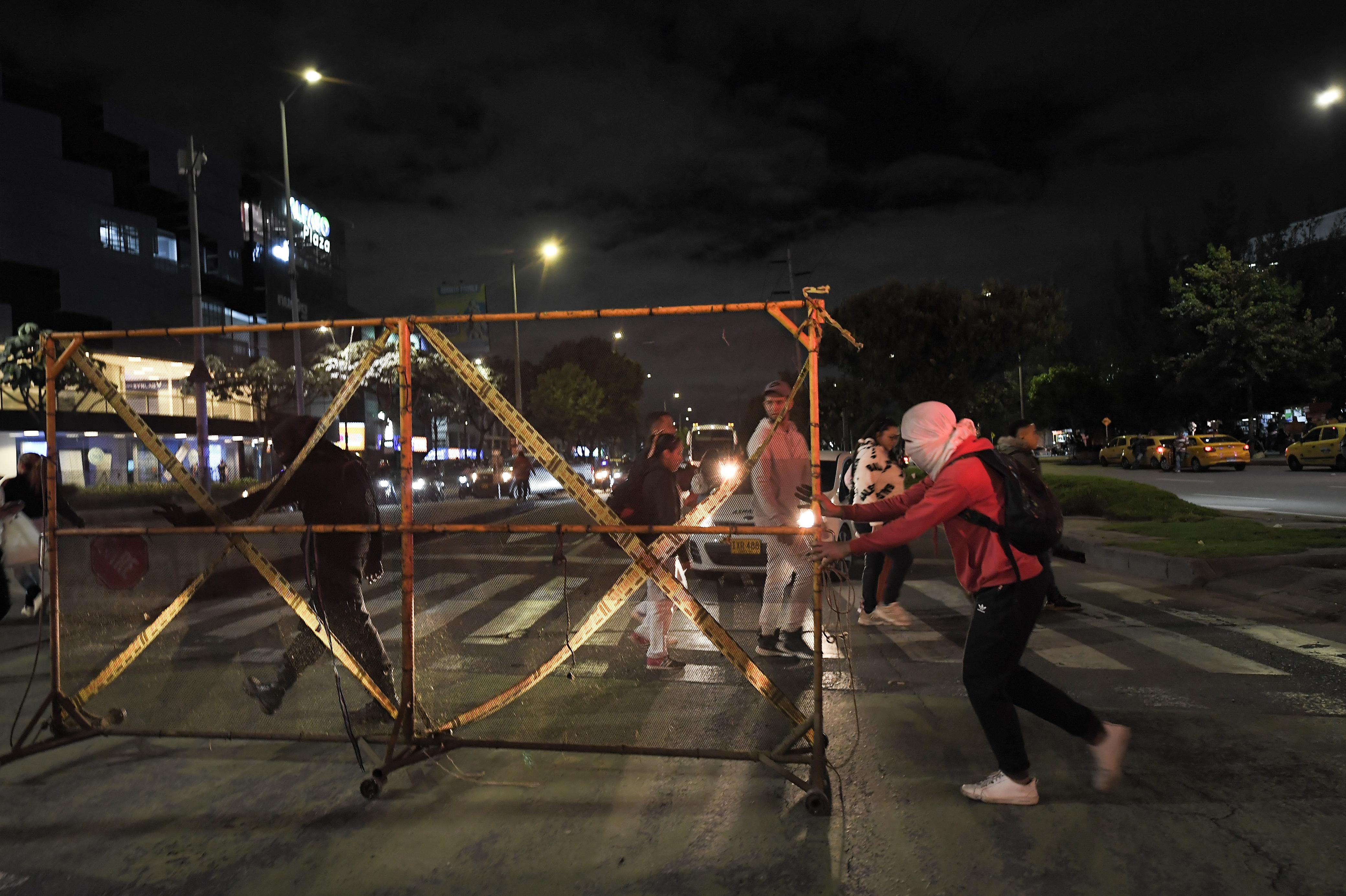 Paro nacional 28 de mayo en Bogotá: noche de enfrentamientos en algunos puntos