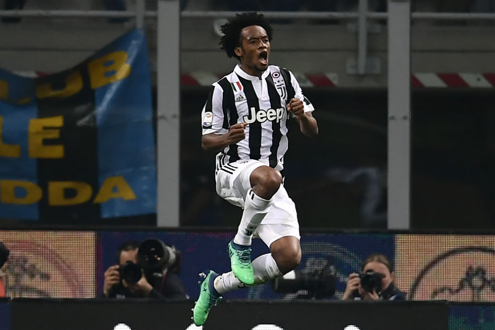 Higuaín y Cuadrado apagan el incendio de la Juventus