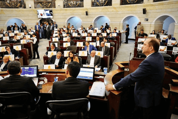 A más tardar, el 20 de mayo Senado sesionaría presencialmente