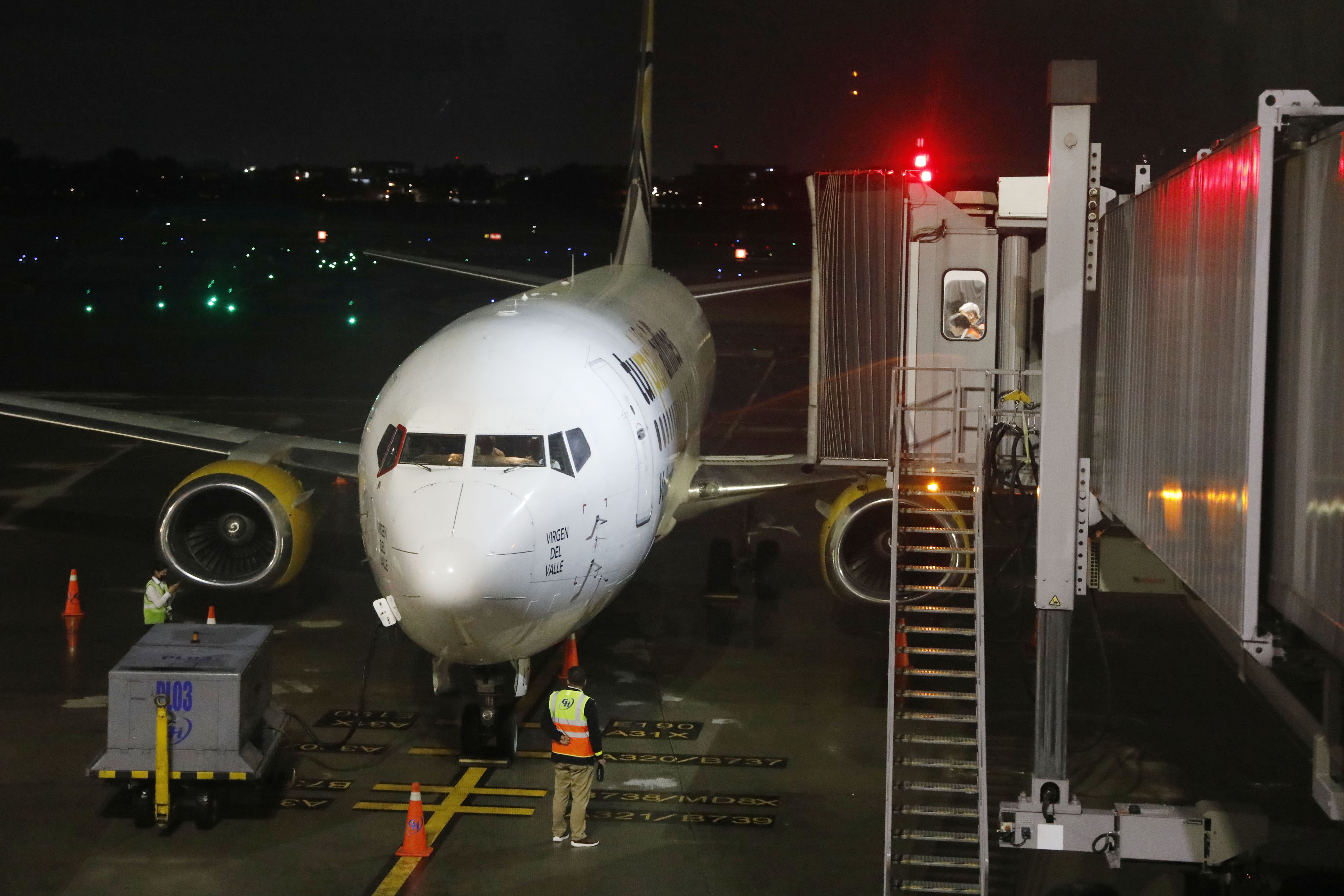 ¿A qué tengo derecho si me cancelan o cambian un vuelo?