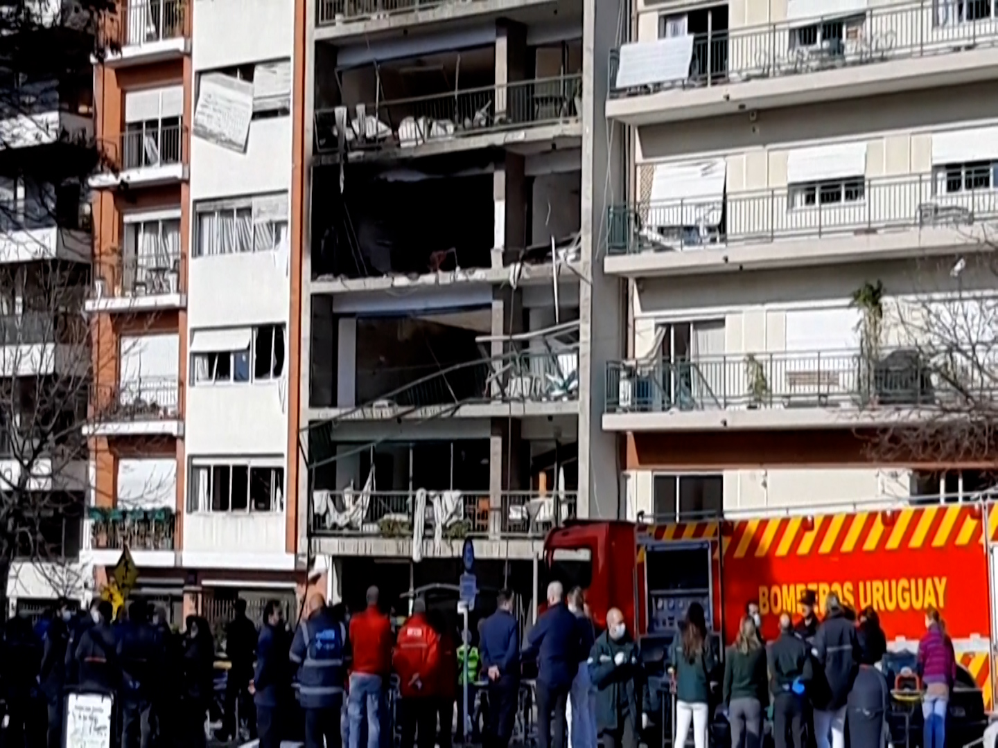 Montevideo: explosión en edificio deja ocho personas heridas