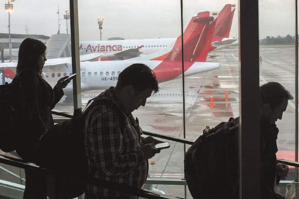 Supertransporte investiga a Avianca por incumplir itinerarios de vuelos