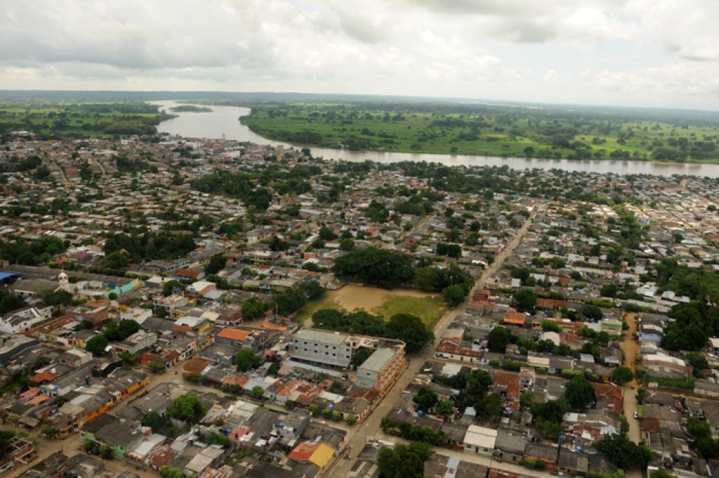 Un niño falleció y tres personas quedaron heridas tras manipular un explosivo en Caucasia