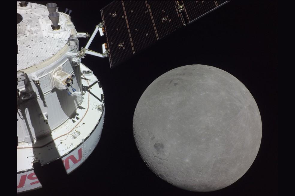 La nave espacial Orión entró en la órbita lunar