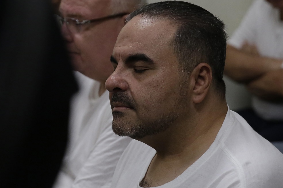 Expresidente de El Salvador reveló cómo malversó fondos públicos