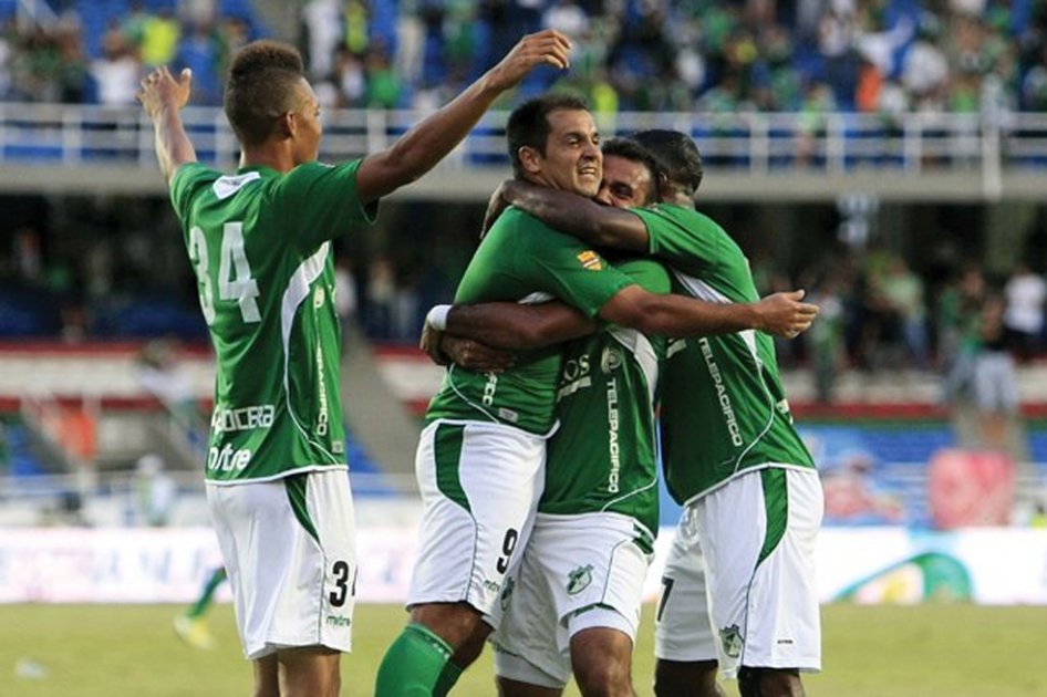 Cali vence al Medellín y se acerca a puestos de clasificación