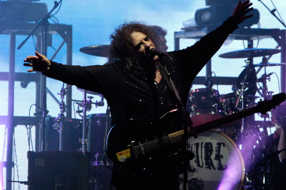 Robert Smith, vocalista de The Cure.