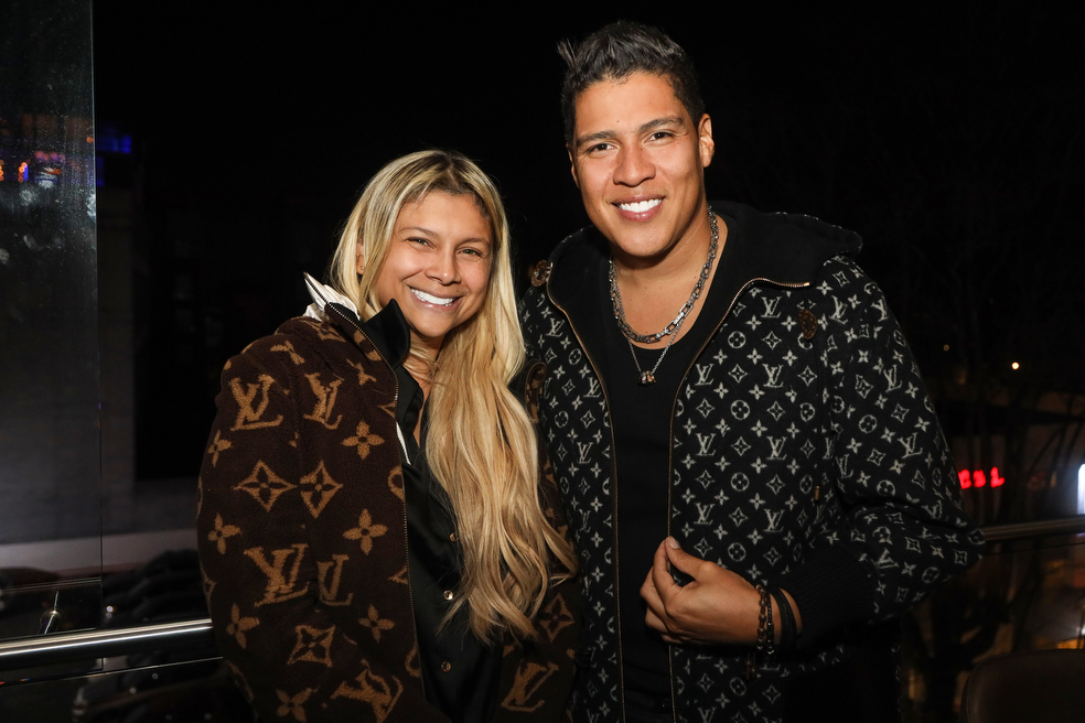 ⁠Rafa Pérez sorprende a su esposa con millonario regalo de Navidad