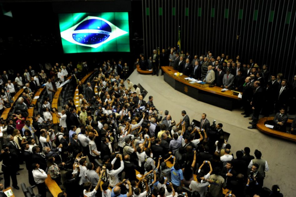 Rodrigo Maia, aliado de Temer, nuevo presidente de la Cámara de Diputados de Brasil