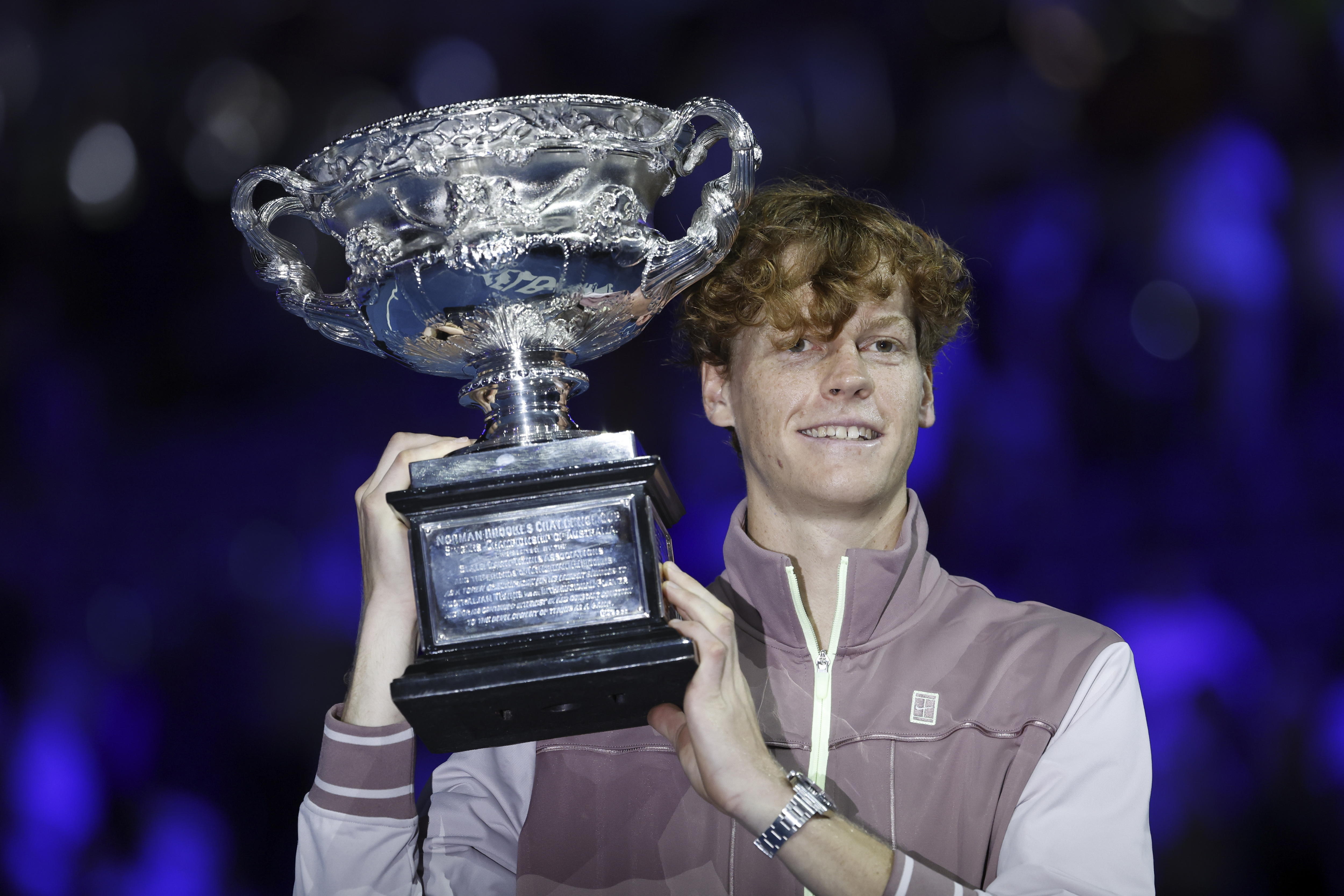 Jannik Sinner remontó la final y se consagró como campeón del Abierto de Australia
