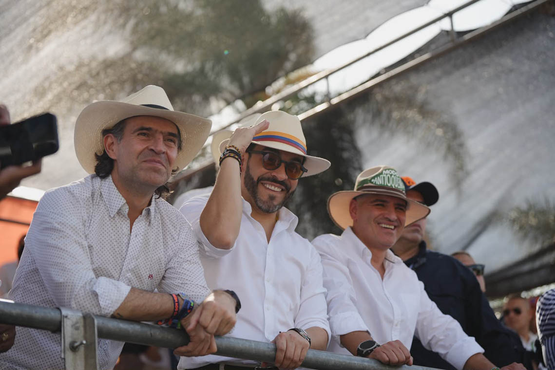 De la Espriella se reunió con Rendón y Gutiérrez en San Carlos por emergencia de terremoto
