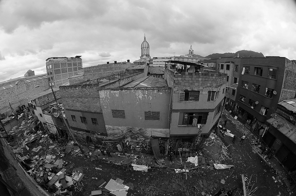 El Bronx fue la zona del Centro de Bogotá donde se concentró en mayor medida el expendio y consumo de droga después de que la primera Alcaldía de Enrique Peñalosa (1998-2000) desapareció El Cartucho.