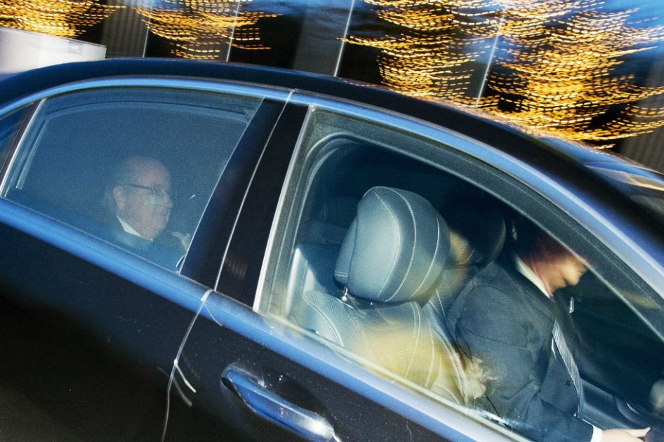 Blatter declara ante la FIFA y confía en una decisión favorable