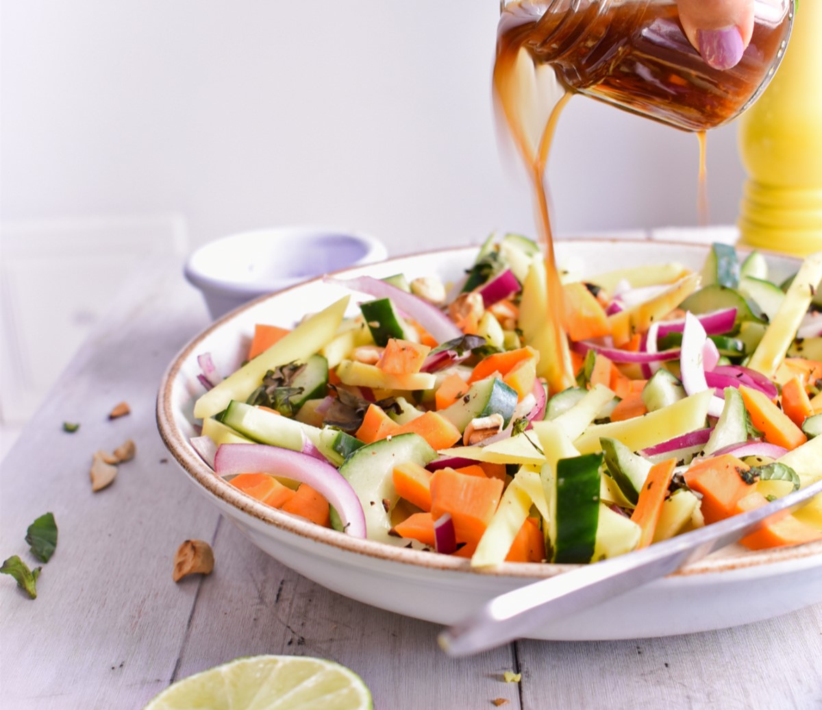 La saludable receta de la vinagreta de jengibre y limón