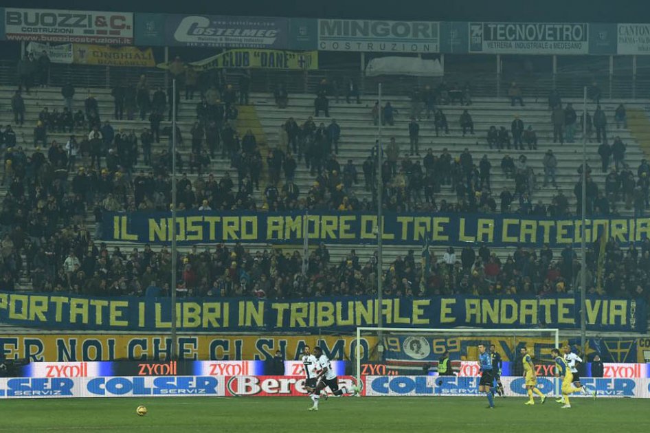 El Parma no juega por falta de dinero