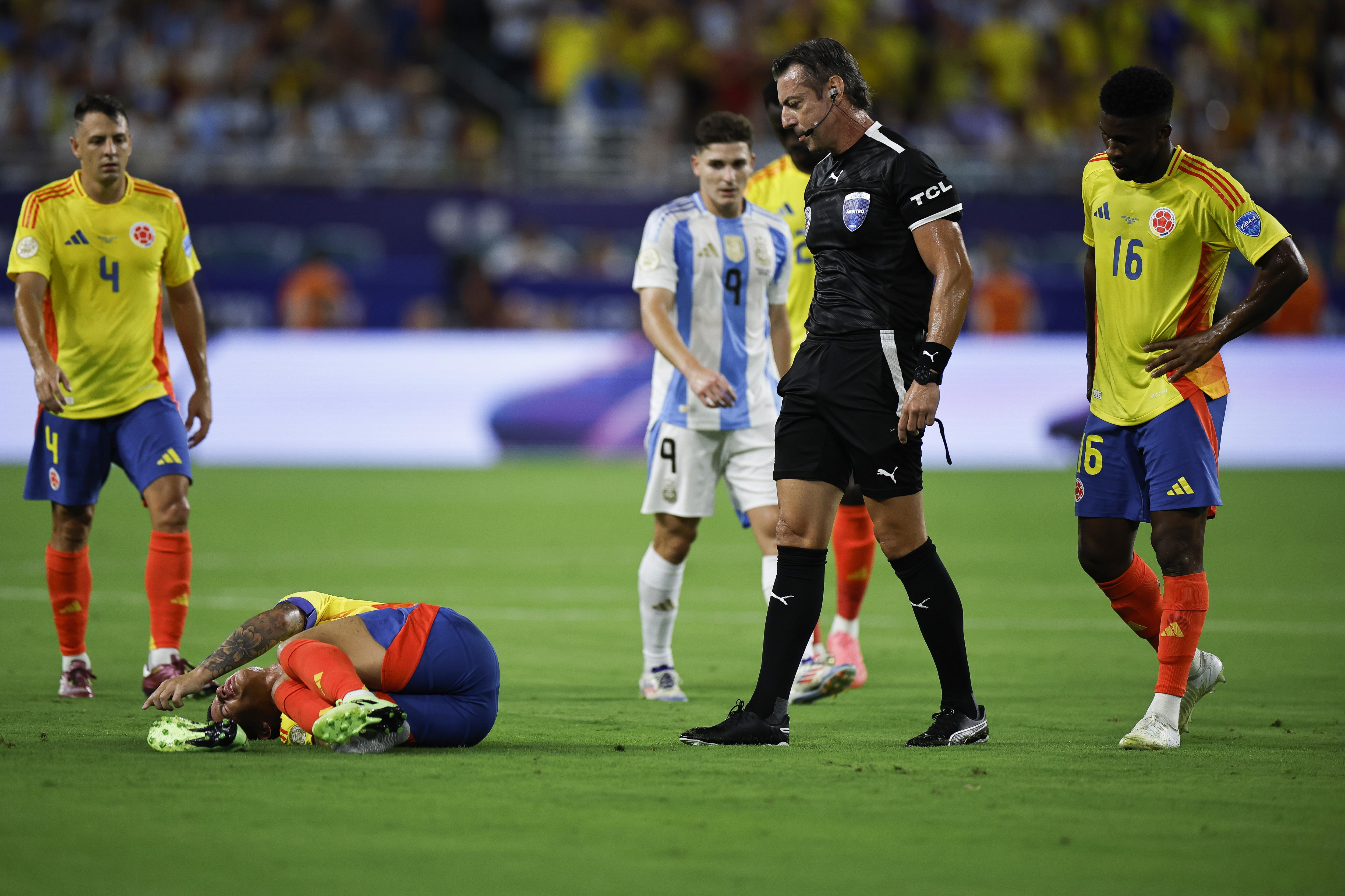 ¿Fue o no fue penalti a favor de Colombia? Esta es la polémica jugada