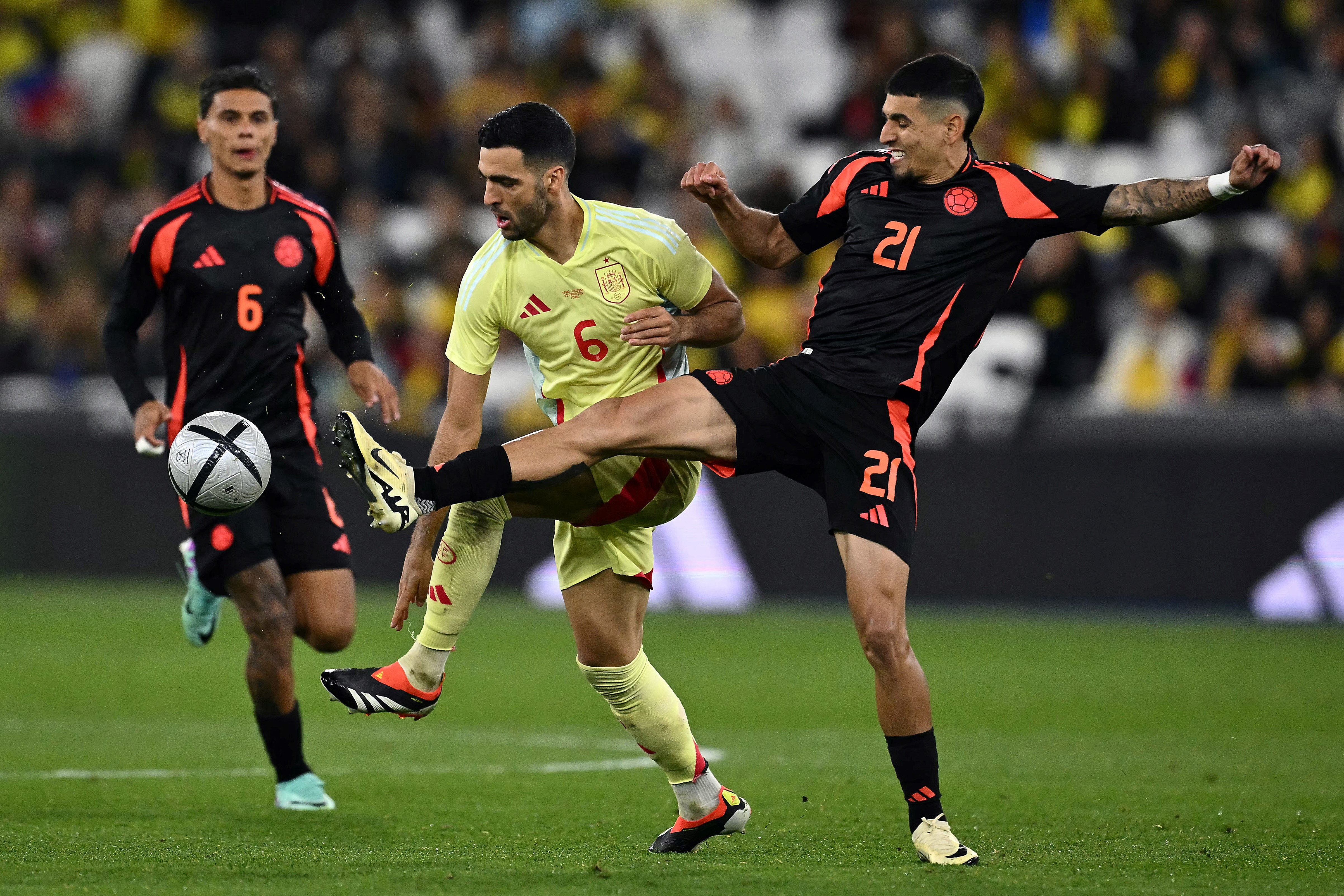 Mire acá el impresionante golazo de Daniel Muñoz contra España: video