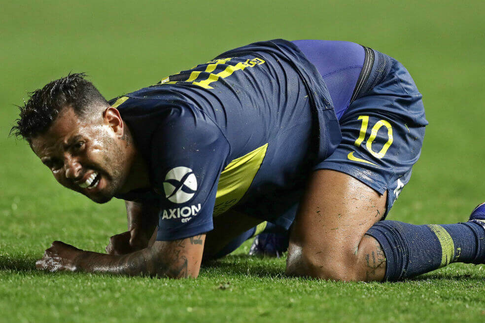 Edwin Cardona, a una firma de jugar en Dubái