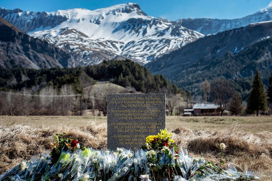 Lufthansa responde ante el Parlamento un mes después del accidente en los Alpes