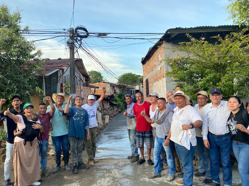 En la jornada de reparación en Puerto Berrío participaron cerca de 25 excombatientes de las Farc.