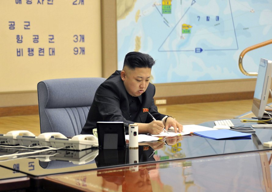 Kim Jong-un dirige un ejercicio de infantería en plena tensión con EE.UU.