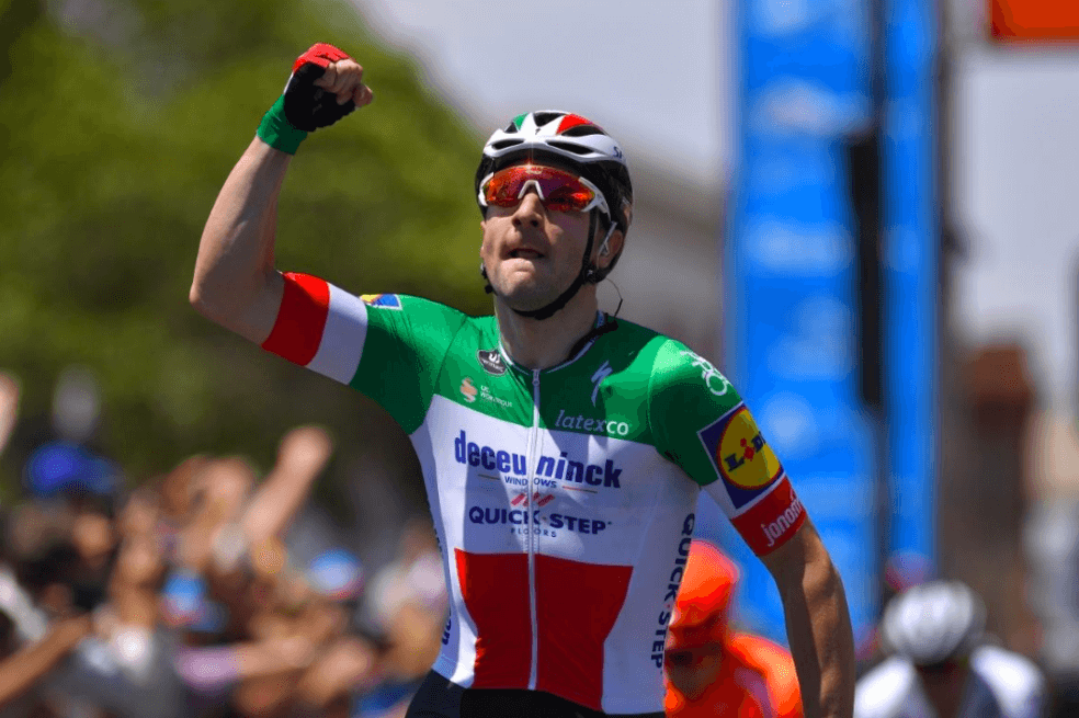 Viviani le ganó a Gaviria en la quinta etapa del Tour UAE