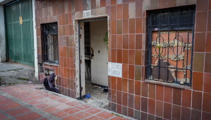 Así operaba el hotel que funcionaba como centro de torturas en el Siete de Agosto