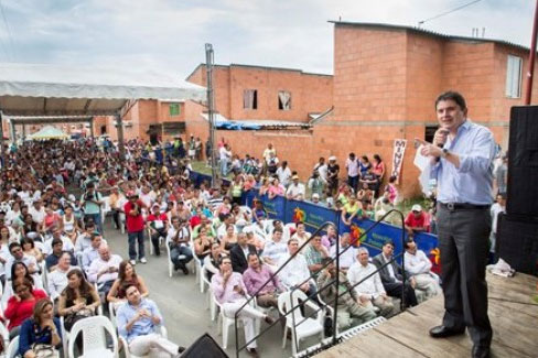 Estafadores quieren sacar provecho de programa de vivienda gratuita