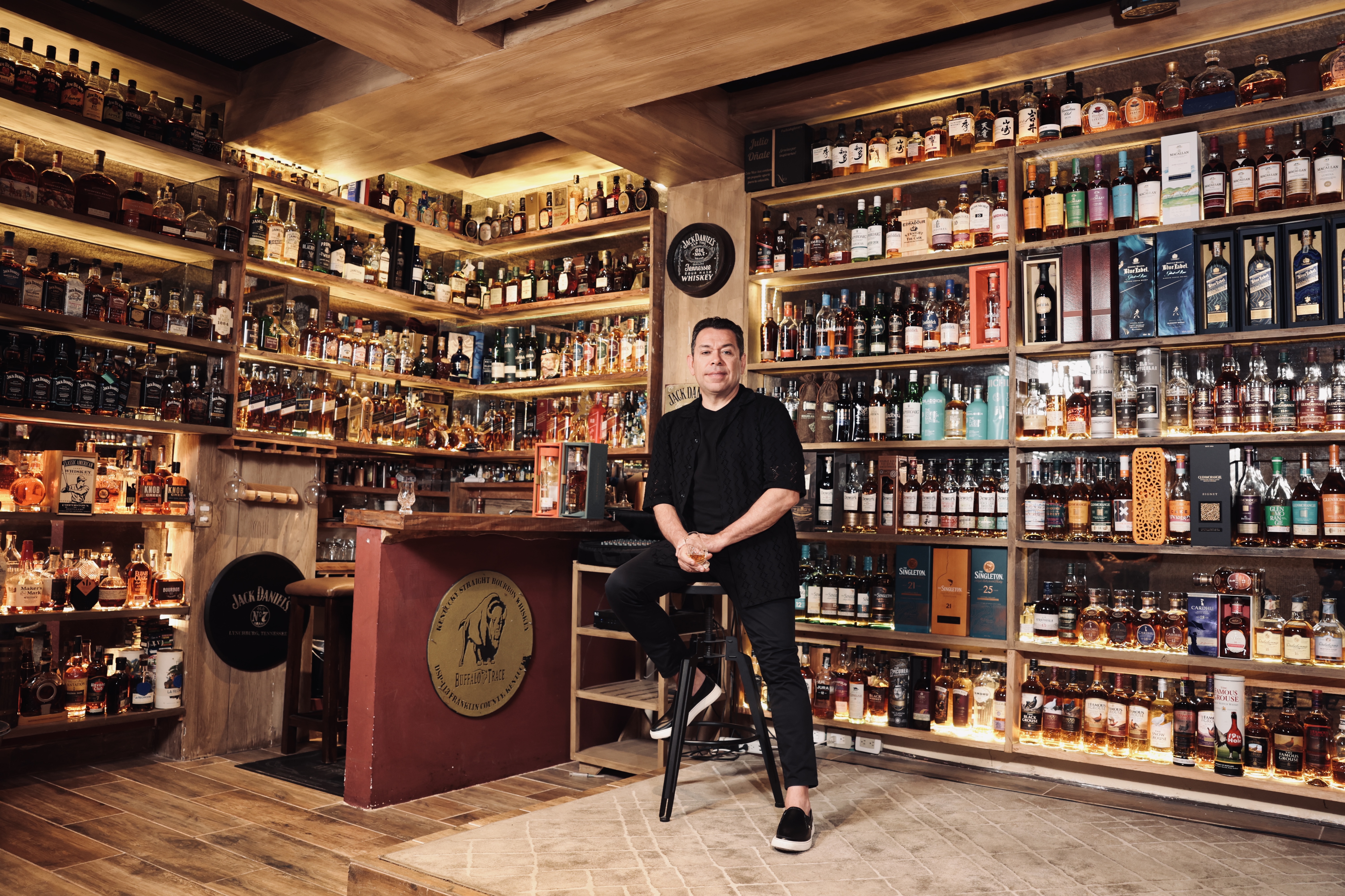 ¿Cómo se toma un buen whisky? Julio Oñate revela la magia detrás de este licor