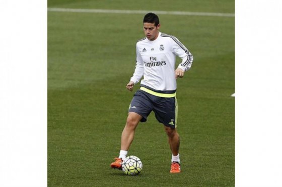 Sin James, Benzema ni Bale, el Real Madrid viajó a París