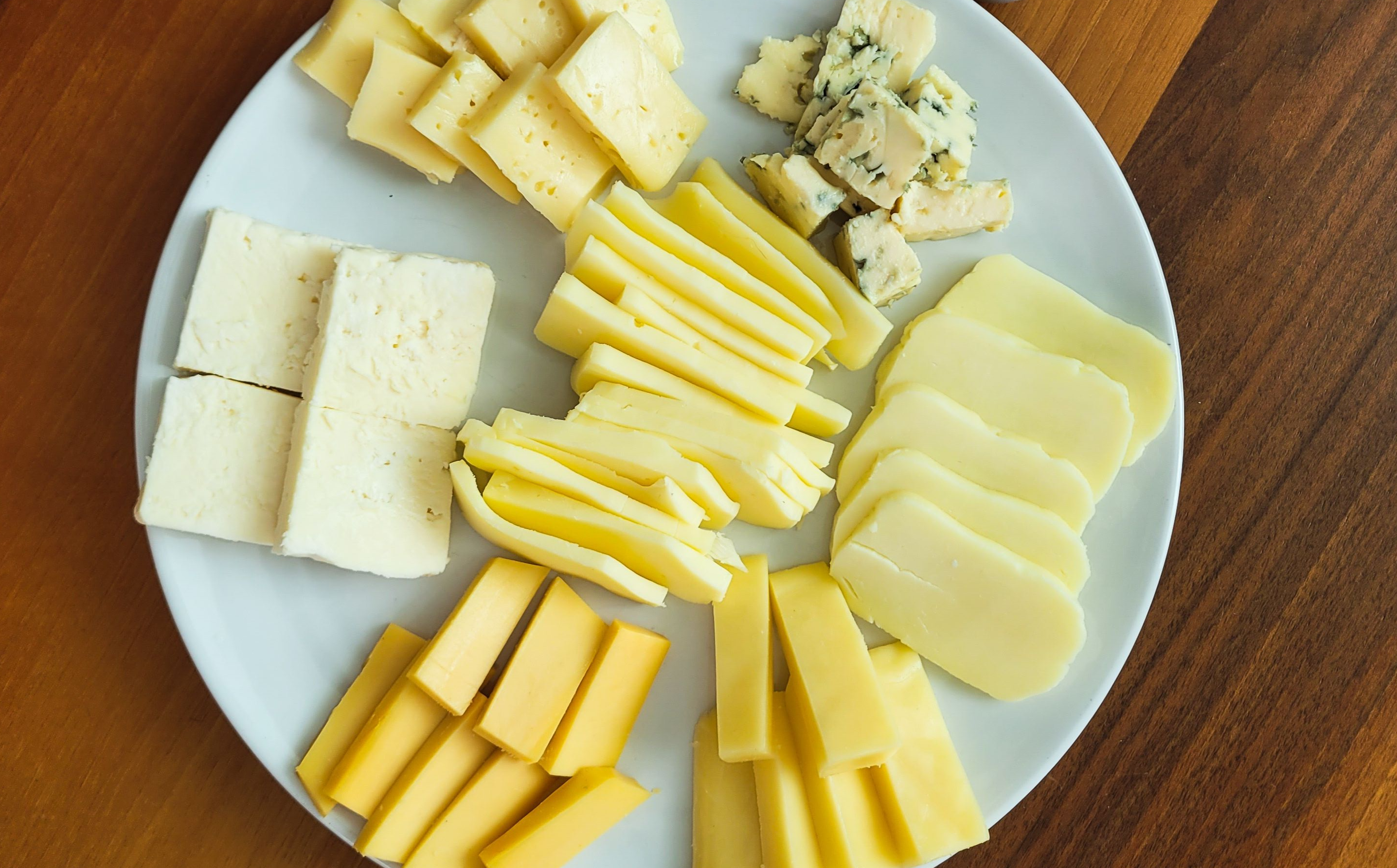 ¿Cuál es la diferencia entre queso mozzarella, campesino, doble crema y cuál elegir?